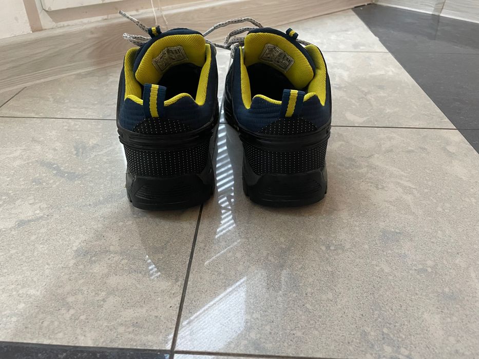 Дамски туристически обувки CMP