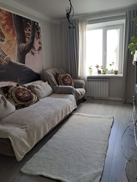 Продам 2 комн квартиру