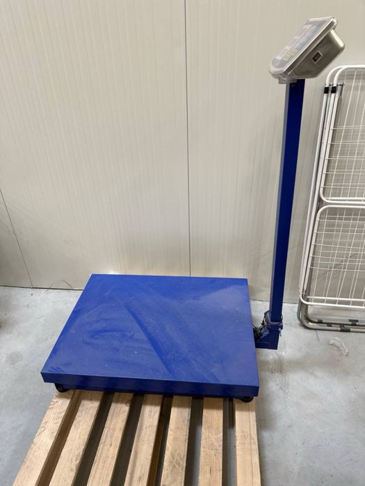 Електронна платформена везна – до 1000 кг (чисто нова)