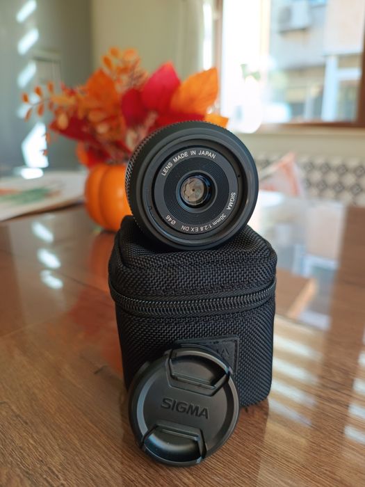 Sony A6000 + обективи и аксесоари