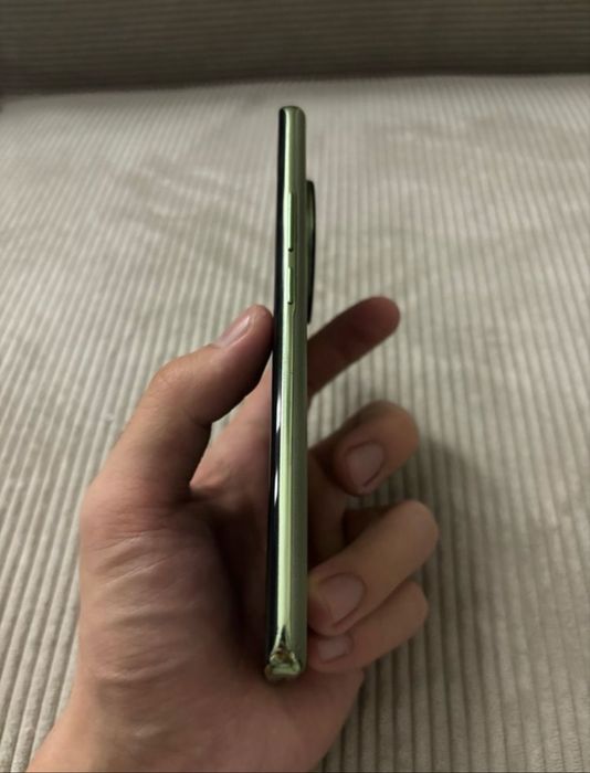 Продам телефон Realme 11 pro plus