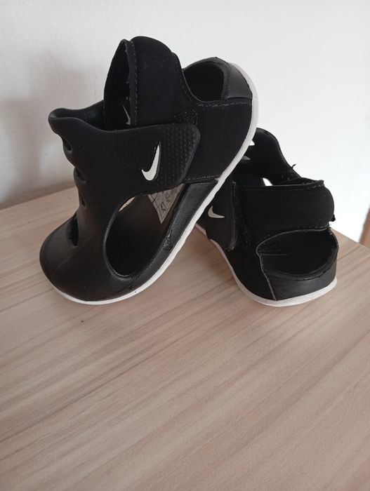 Маратонки без забележки