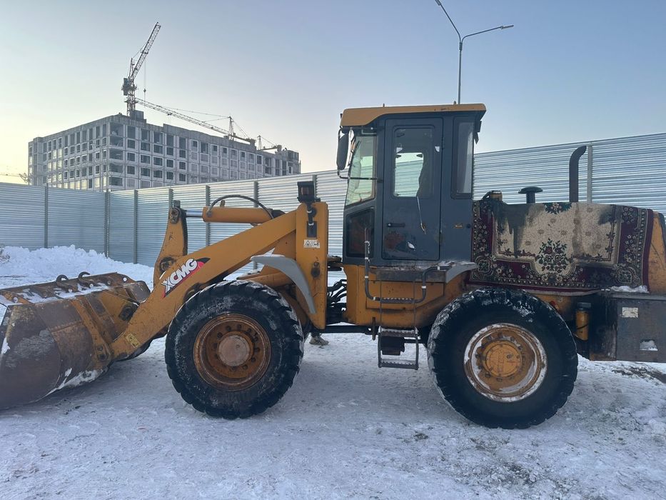 Продам погрузчик