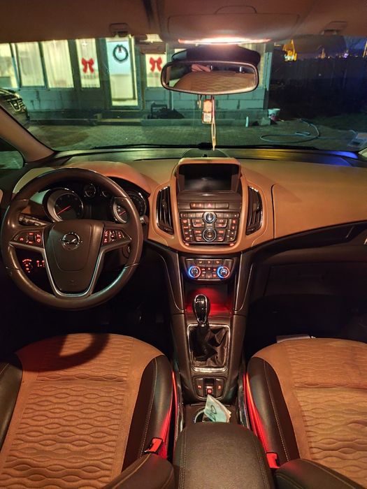 Opel Zafira c  2.0 165 HP 2013