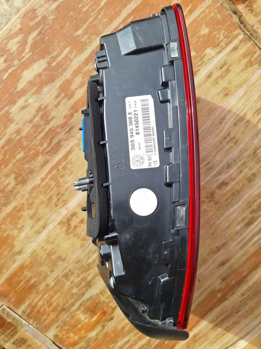 Stop dreapta full led pe haion vw Pasat b8