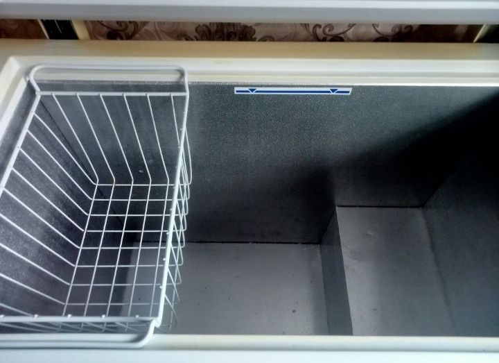 Продаю морозильник Бирюса