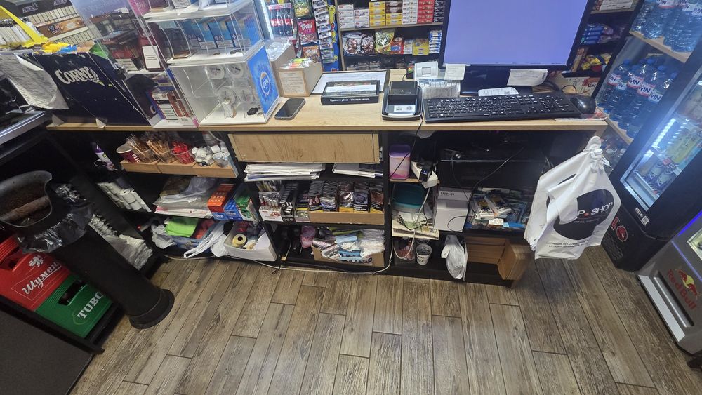 Светрща Каса за магазин