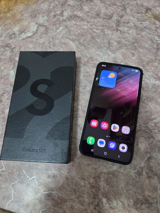 Самсунг  S22  128 гиг