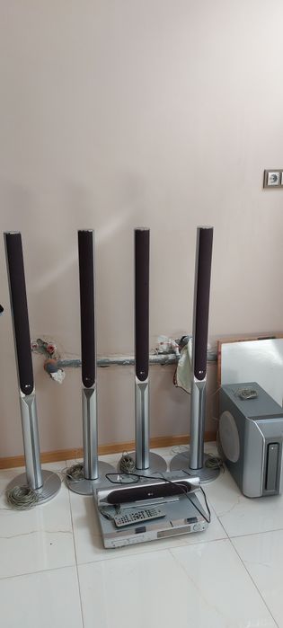 Аудио система  с тонколона и колони