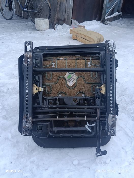 Водительское сиденье