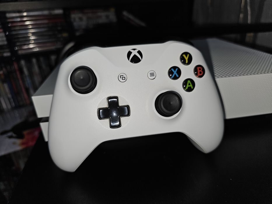 Consola Xbox One S - 1TB