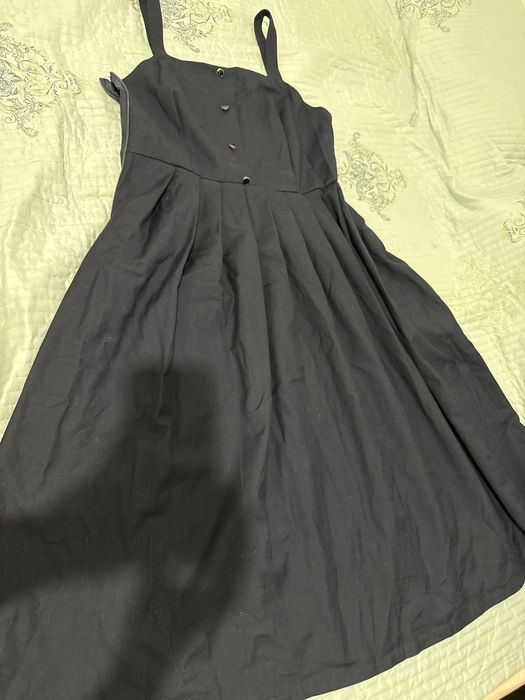 Продам костюм для девочки в школу