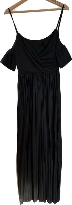 НОВИ рокли Asos р-р 28(s-m)