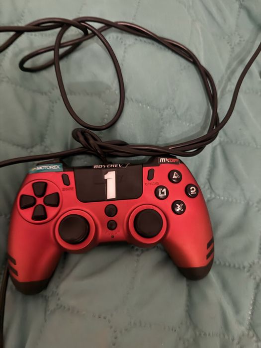 Playstation 4+контролер+игри