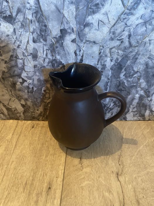 Молочник  посуда большой