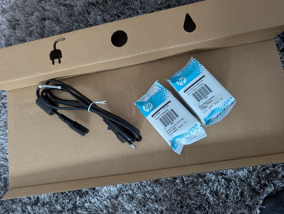 Imprimantă HP DeskJet 4220e