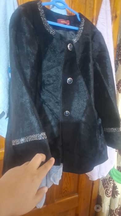 Kardigan sotiladi xolati zor