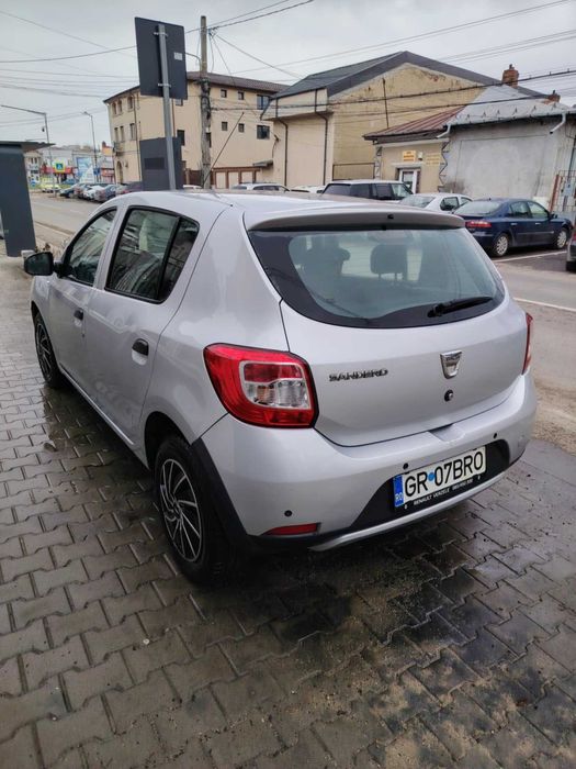 Dacia Sandero 2015