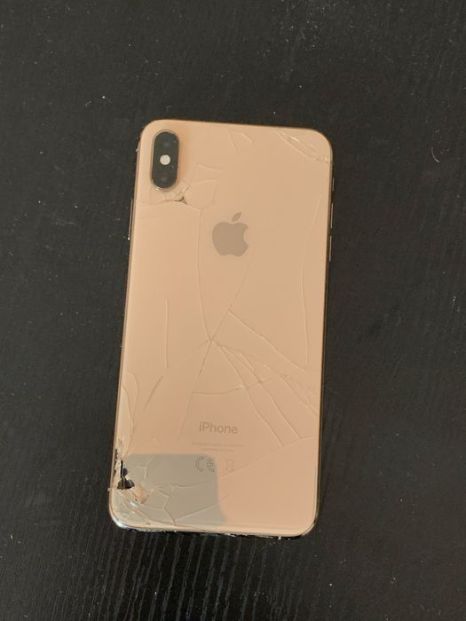 iPhone xs max gold