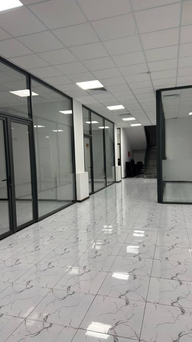 Сдаётся помещение Под новостройкой Алмазар 600м2 (N205)