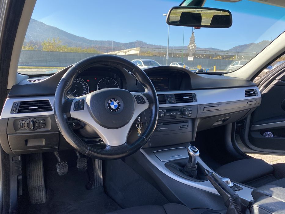 Vând BMW e91 318D M spec