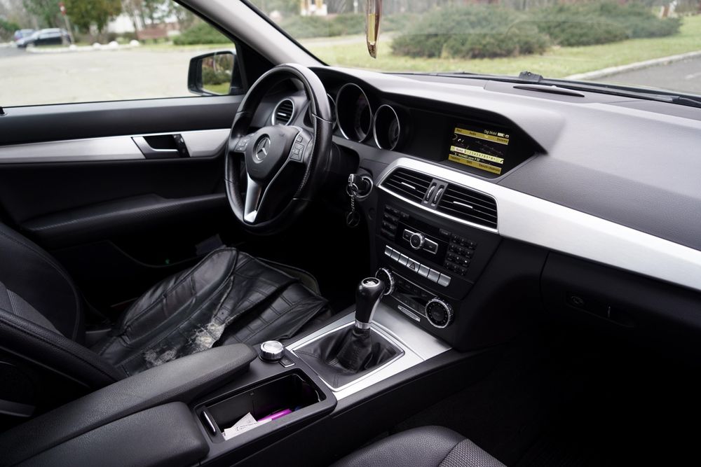 Mercedes C180CDI impecabil