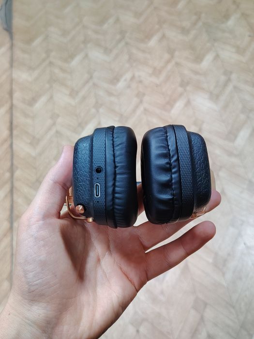 Продам наушники Marshall Major V