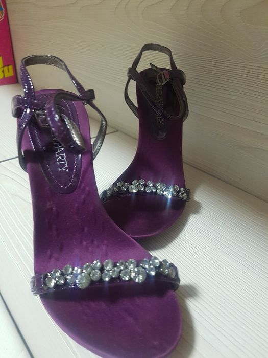 Очень красивые босоножки