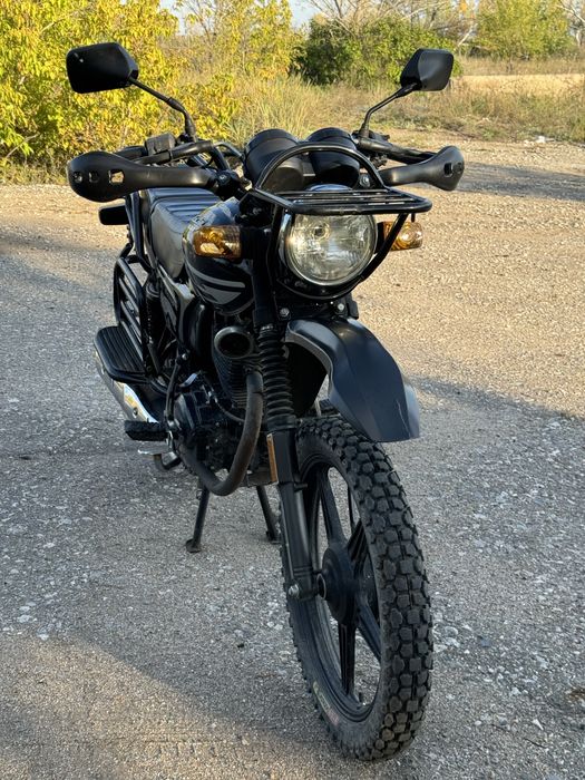 Мотоцикл GSX suzuki 200 кубов