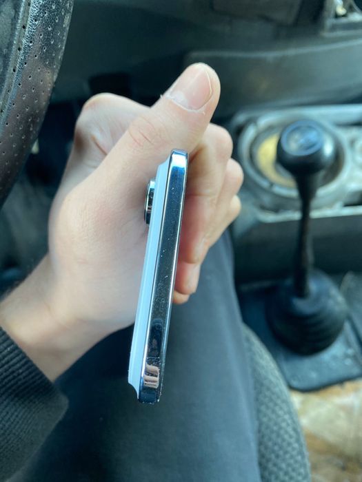 Продам iPhone 17 air