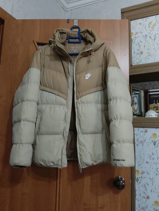 Продам куртку р 44