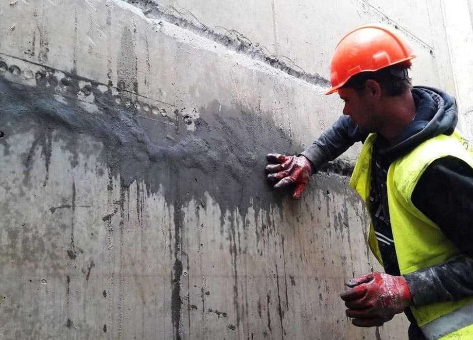 Гидроизоляция стыков, трещин, конструкции из бетонных блоков