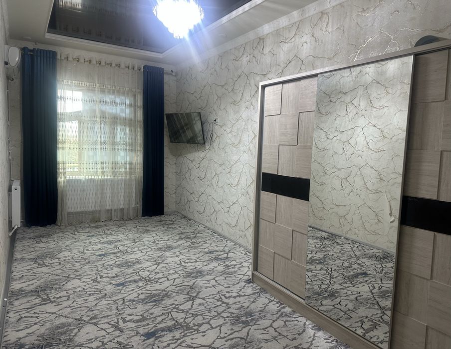 Шошилинч ҳовли сотилади