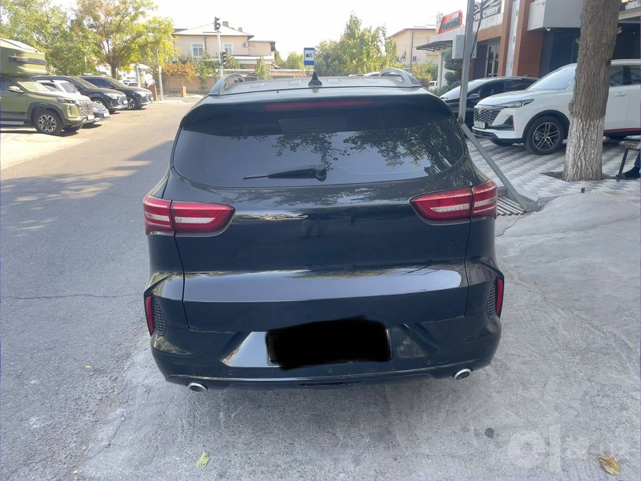 Срочно сотилади Jetour x70