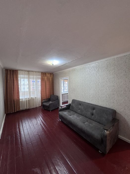 2 комнатная, Космонавтов 26