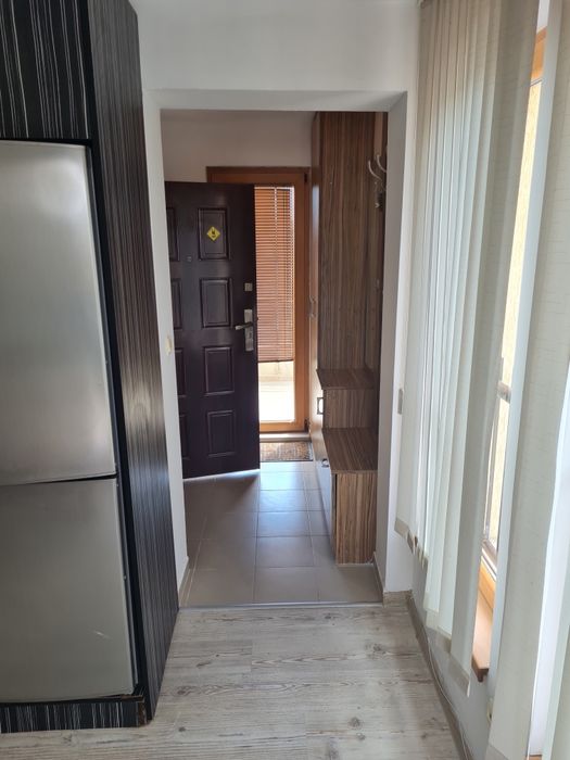 Дава се под наем Тристаен апартамент в Варна, Базар Левски - 50 кв.м за 141640.77 € - Снимка #11