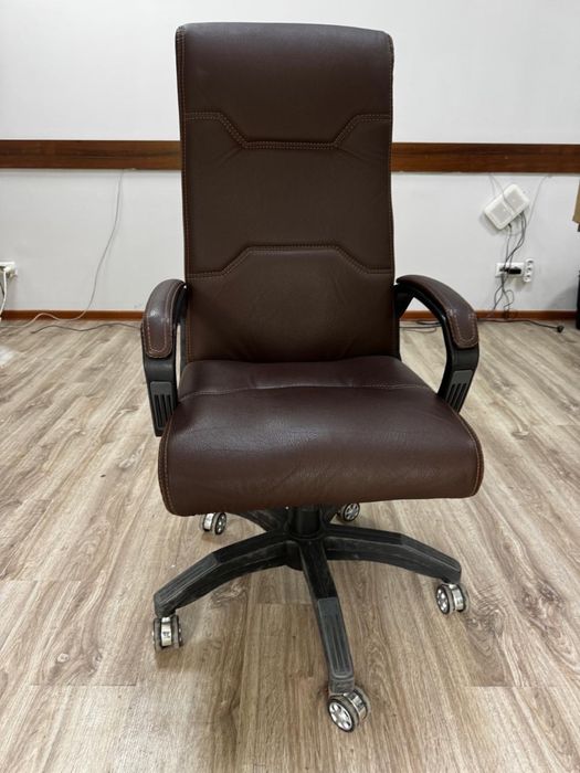 Кресло для офиса, для руководителя