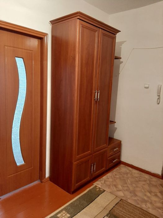 Продам б/у межкомантные двери