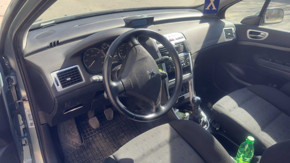 Продавам Peugeot 307 SW