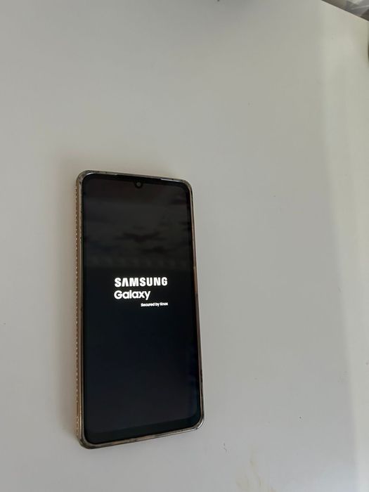 Продам телефон Samsung A06