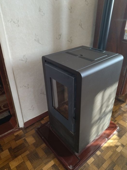 Суха пелетна камина Artel 6.15 kw