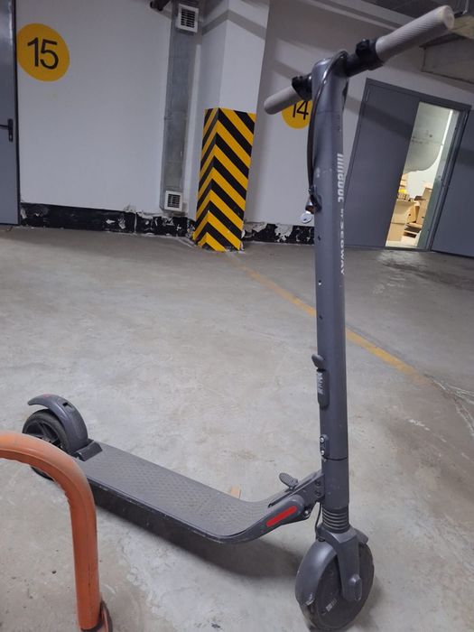 Продам самокат Ninebot