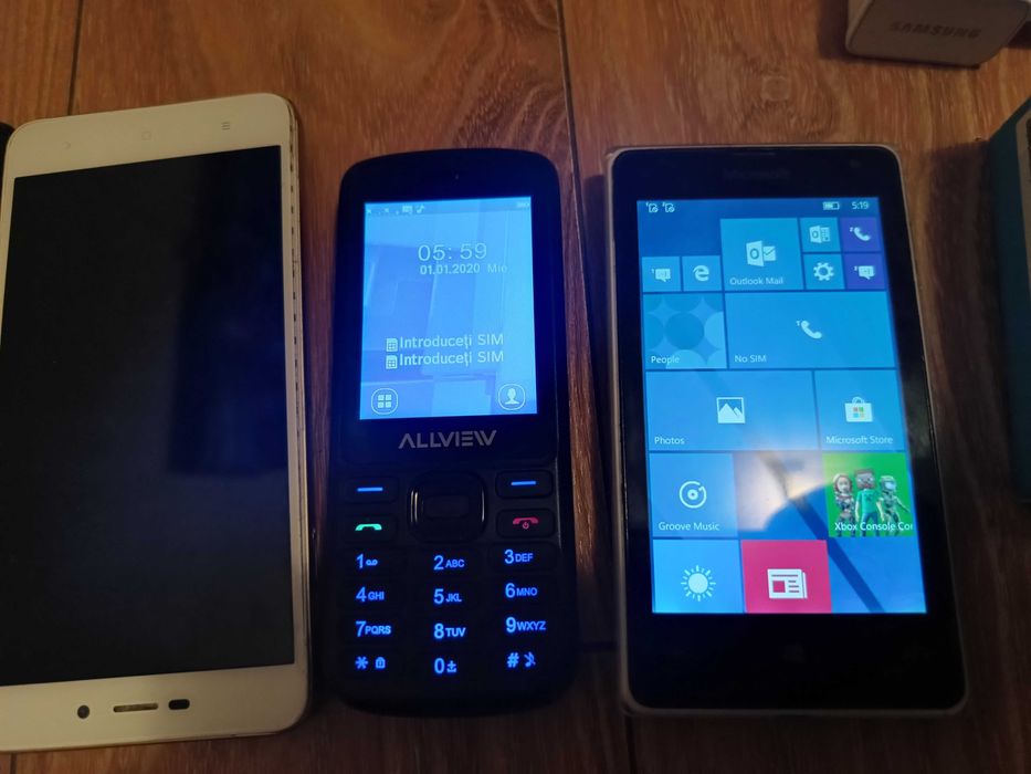 4 telefon: Nokia Lumia 532/Allview M9 JOIN,Tesla/telefoane