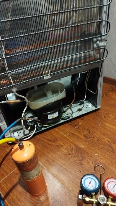 Ремонт холодильников морозильников холодильных витрин