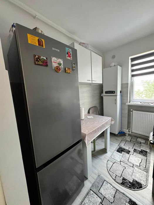 Vand apartament 2 camere