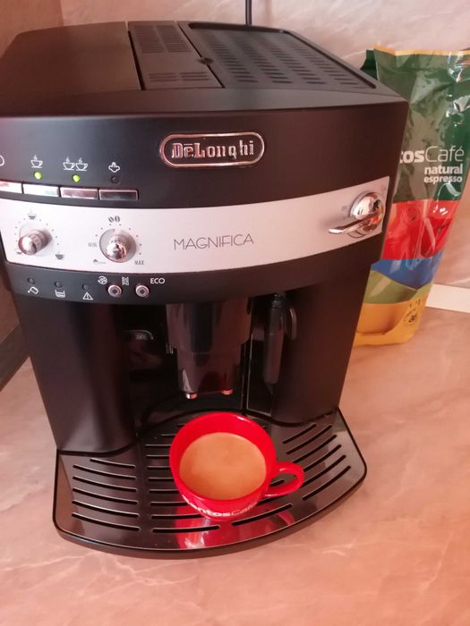 Кафемашина кафеавтомат Delonghi magnifica Esam 3200s