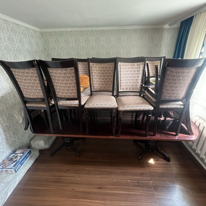 стол стулья продаю