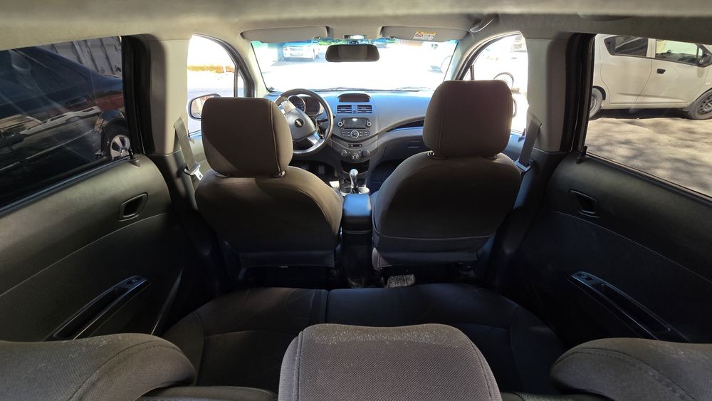 Spark ishqibozlari uchun RADNOY Spark 2022 oq 68198km MEHANIKA.