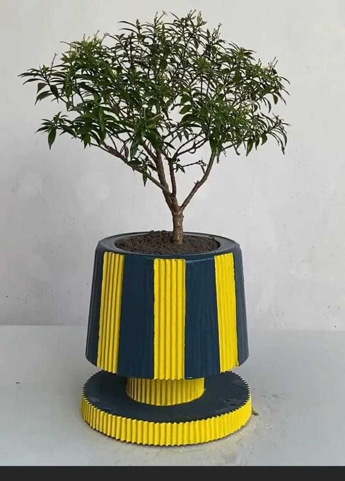 Ghivece pentru flori cu drenaj