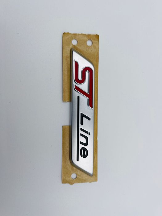 Emblema Ford ST-line aripa